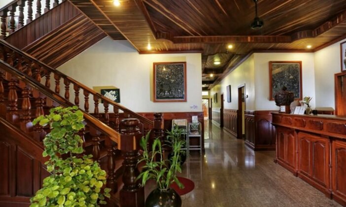 Forest King Hotel - Photo4