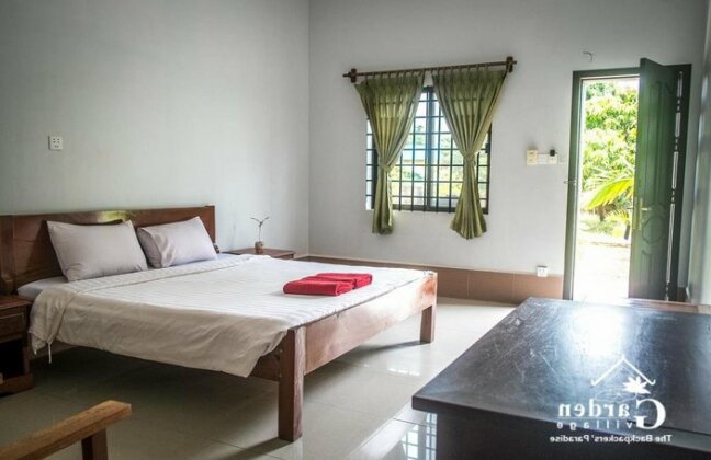 Garden Village Guesthouse & Pool Bar - Photo5