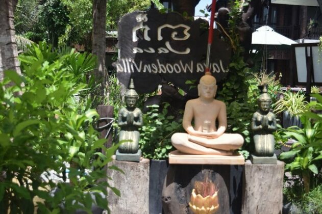 Java Wooden Villa & Residence - Photo3