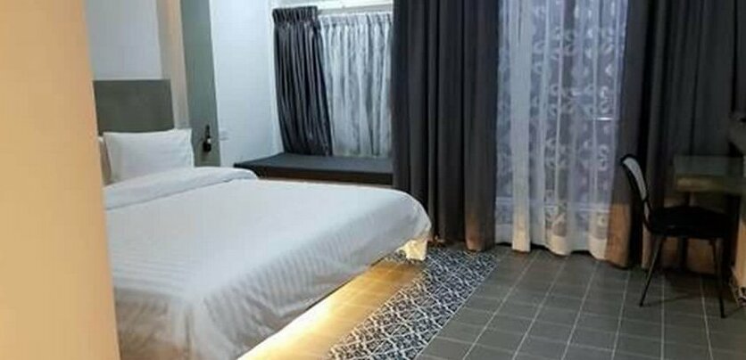 Katy Resident and Spa - Photo5