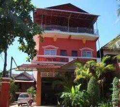 Ladybug Guesthouse - Photo2