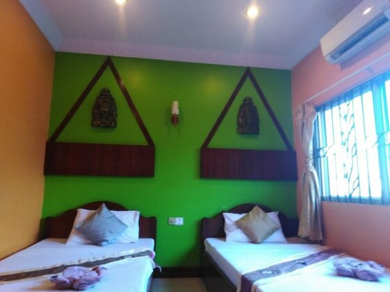 Latinos Hostel - Photo2