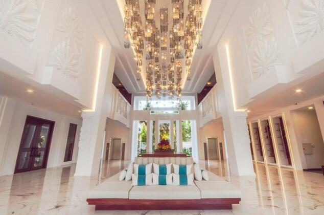 Lotus Blanc Hotel - Photo2