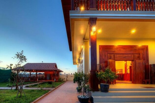 Manin Villa