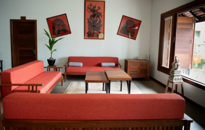 Mealy Villa - Photo3