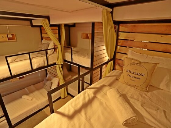 Oops Hostel Siem Reap - Photo5
