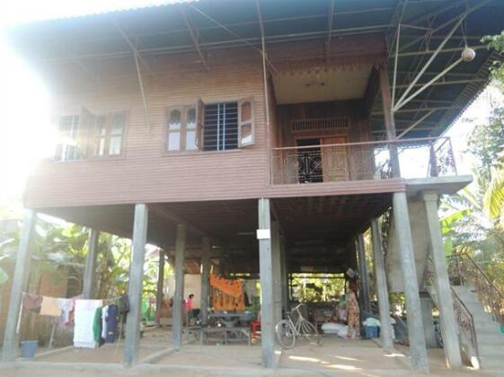 Prey Kach Dang Herm Homestay