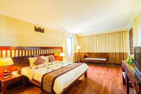 Royal Empire Hotel - Photo5