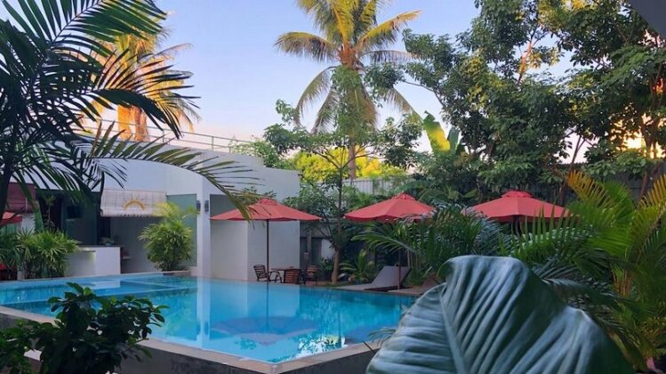 Schein Residence