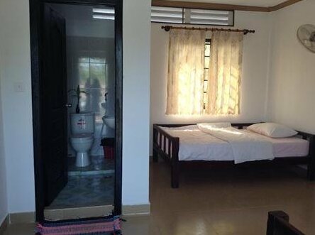 SHAC Homestay for Charity - Photo3