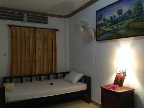 SHAC Homestay for Charity - Photo4