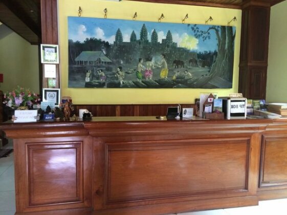 Side Walk Hotel - Photo3