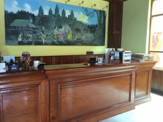 Side Walk Hotel - Photo4