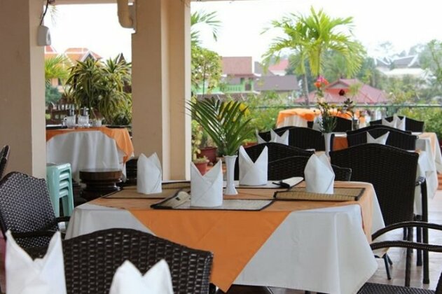 Siem Reap Riverside Hotel - Photo2