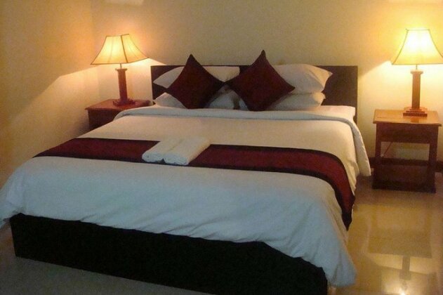 Skyway Hotel - Photo5