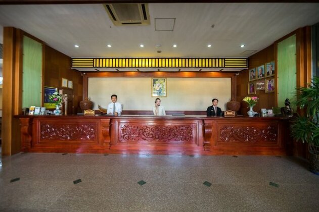 Smiling Deluxe Hotel - Photo3