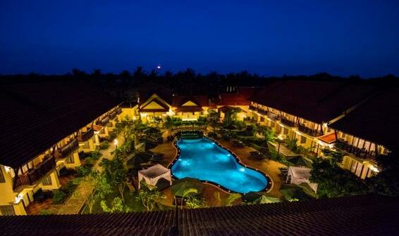 Spring Palace Resort Hotel