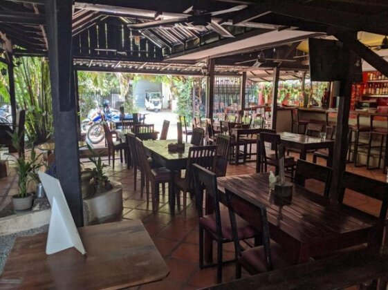 The Ivy Guesthouse & Bar - Photo2