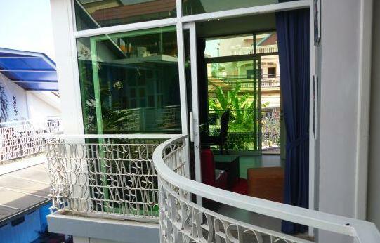 White Rabbit Hostel Siem Reap - Photo4