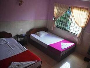 Bacchus Guest House - Photo2