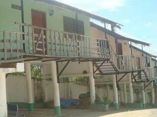 Chez Claude Resort