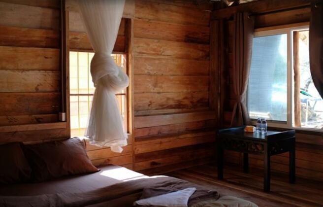 Eden Seaside Hotel - Photo2