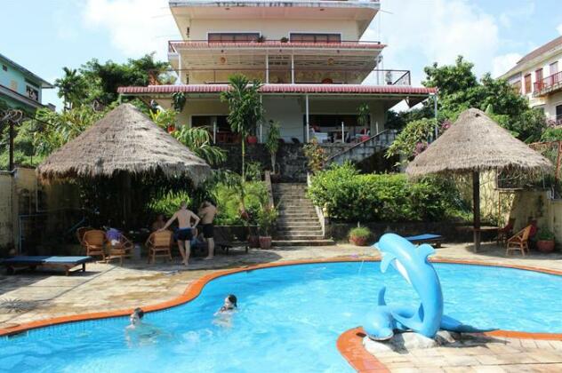 Golden Rooster Resort - Photo2