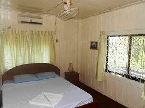 Les Rougets Guest House - Photo2