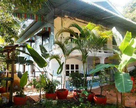 Les Rougets Guest House - Photo5
