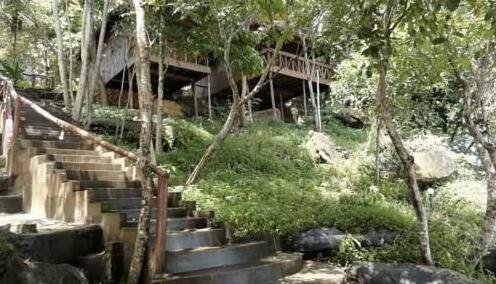 Queen Hill Resort - Photo2