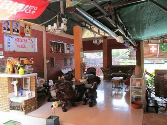 Sakal Bungalows Restaurant & Bar - Photo2