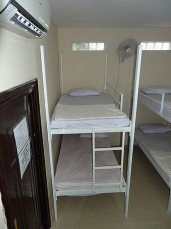 The Led Zephyr Backstage Bungalows - Photo3