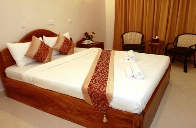 White Beach Hotel - Photo4