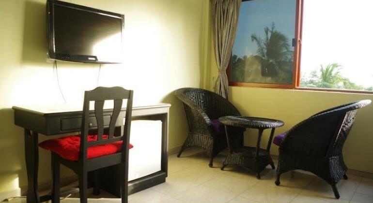 Windmill Hotel - Photo5