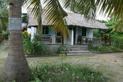 Moheli Laka Lodge