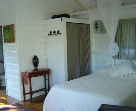 Firefly Cottages - Photo3