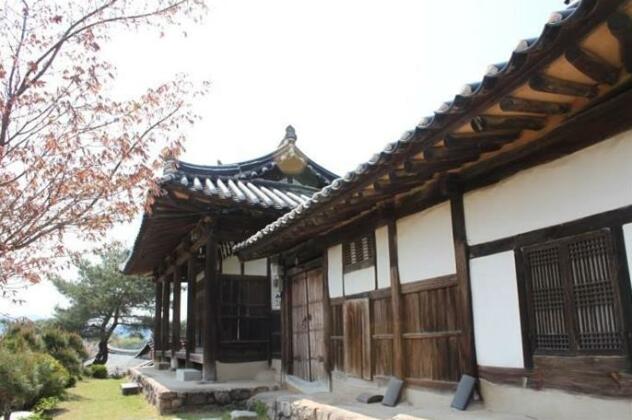 Ahndong Kimjongtaek Yangsodang