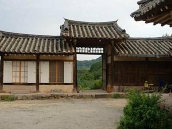 Jeongjaejongtaek Hanok Guesthouse - Photo5