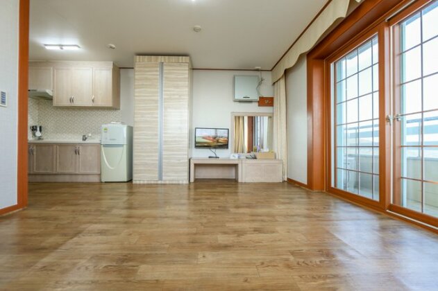 Oceanview Resotel - Photo4