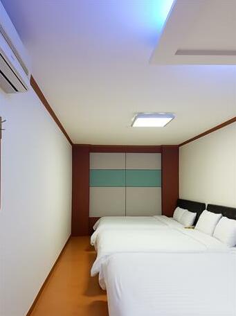 Sunset Park Hotel - Photo4