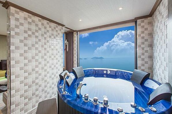 Soleiview Spa Pension and Resort - Photo4