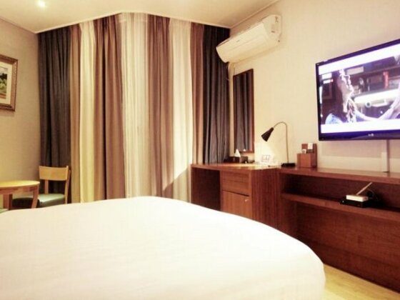 Star Hills Hotel - Photo4