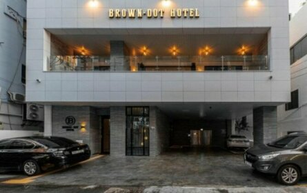 Brown Dot Hotel Deokcheon