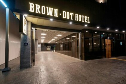 Brown Dot Hotel Guseo