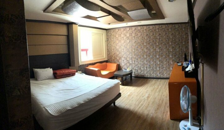 Busan Hadan Public - Photo3