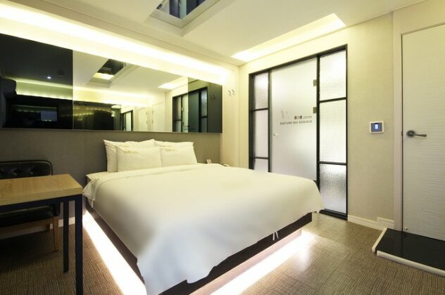 Busan Yeonsan-dong BNB - Photo4