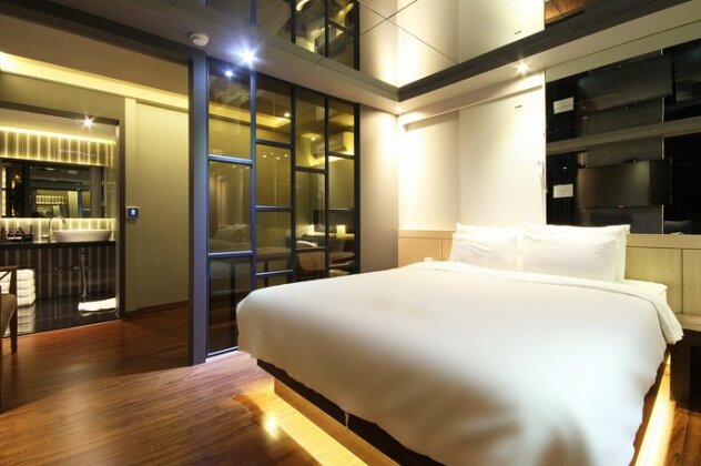 Busan Yeonsan-dong BNB - Photo5