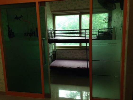 Champ Hostel - Photo4