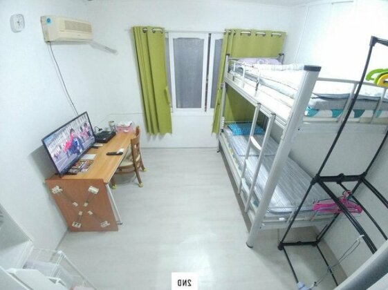Exclusive Use Whole House For You Apartment - Photo3