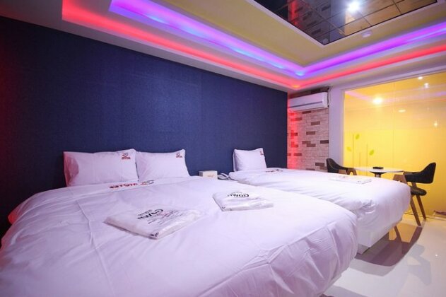 Feel 365 Motel - Photo4